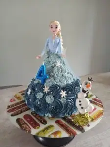 Cake Doll Reine des Neiges