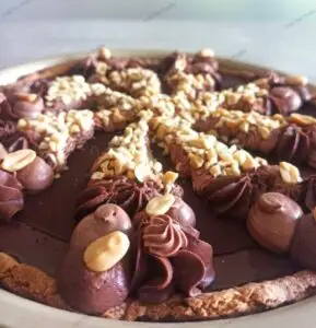 Tarte chocolat caramel et cacahuètes